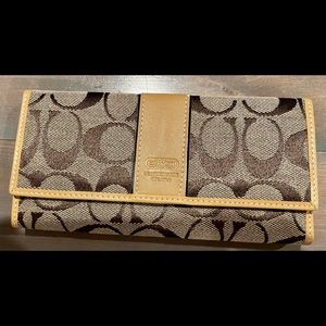 Coach wallet
